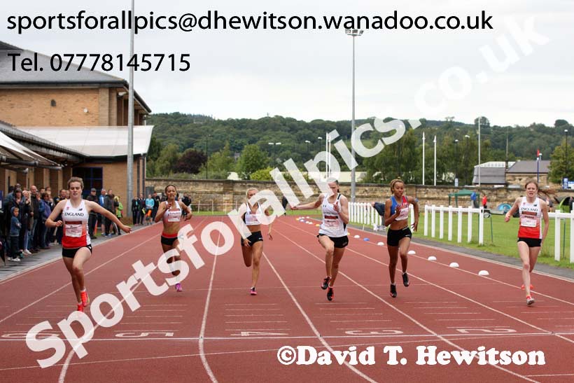 Womens under-20s 200 metres, EAP International Combined Events, Hexham Northumberland. Photo: David T. Hewitson/Sports for All Pics